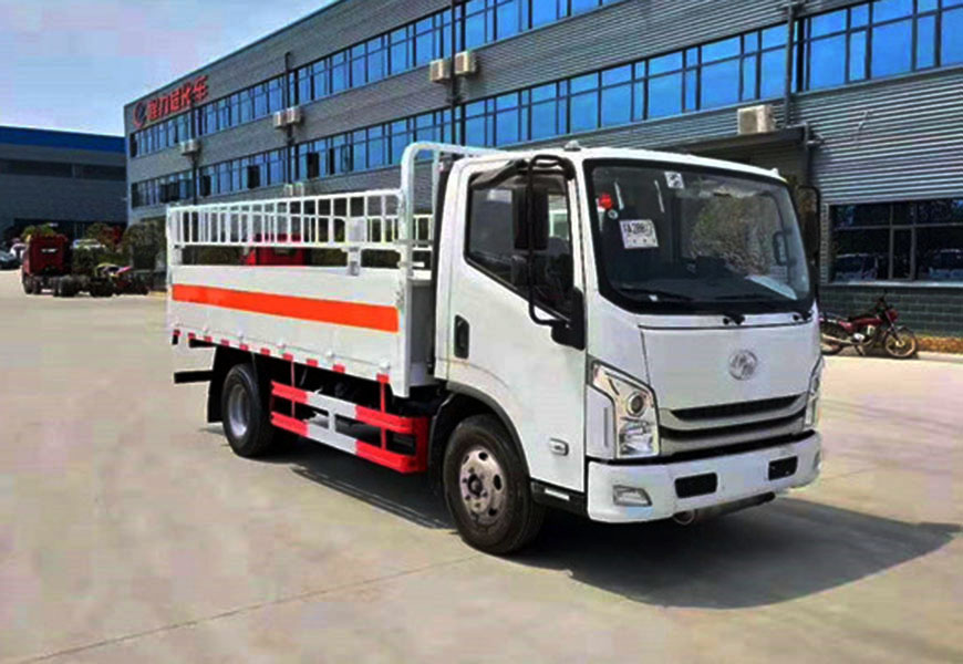 國(guó)六躍進(jìn)超越氣瓶運(yùn)輸車(chē)